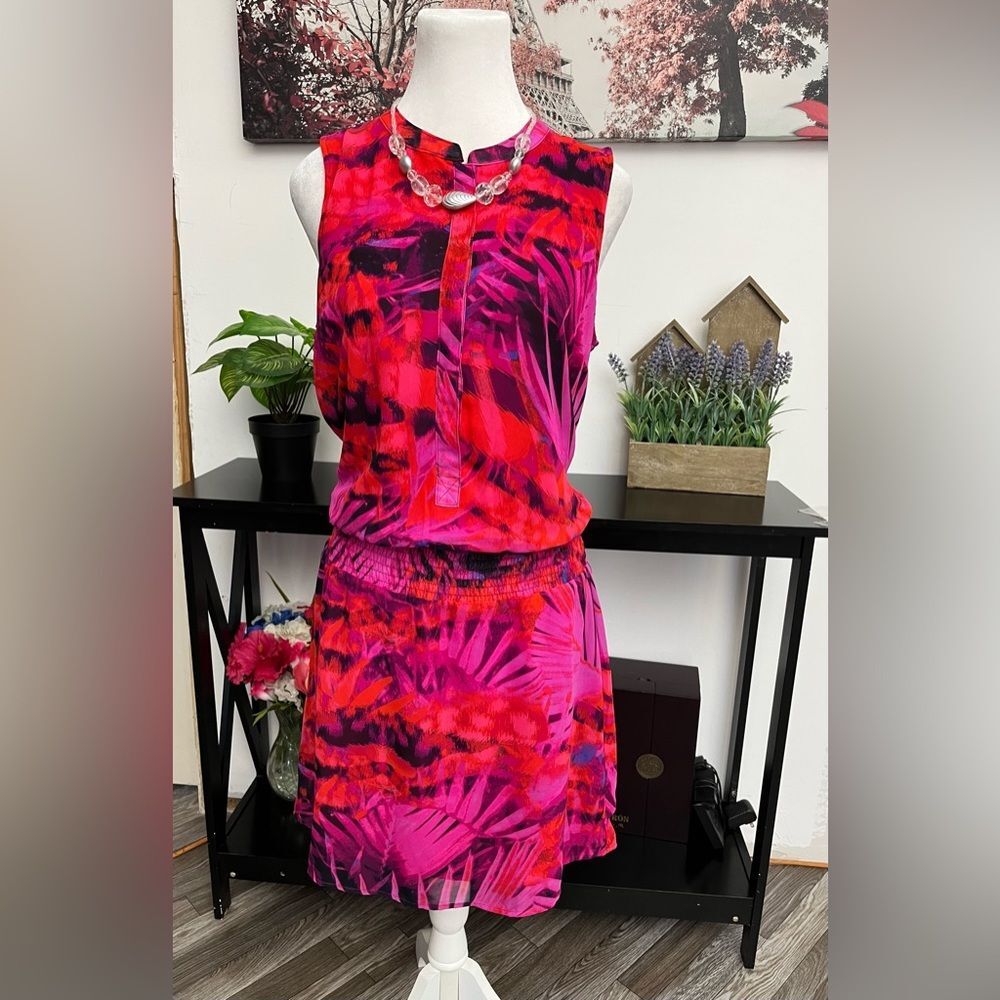 a.n.a A new approach  Dress Size M  Lined Buttons Elastic Waist Sleeveless